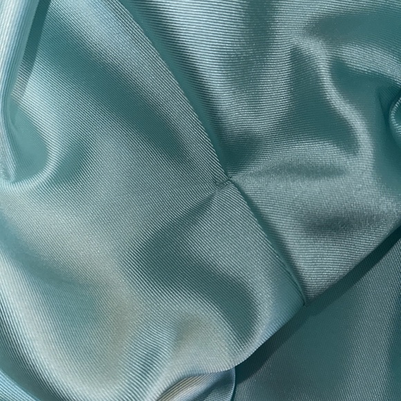 Tiffany Designs, Size 0, 2 Piece White and Mint Green Formal - Picture 6 of 8